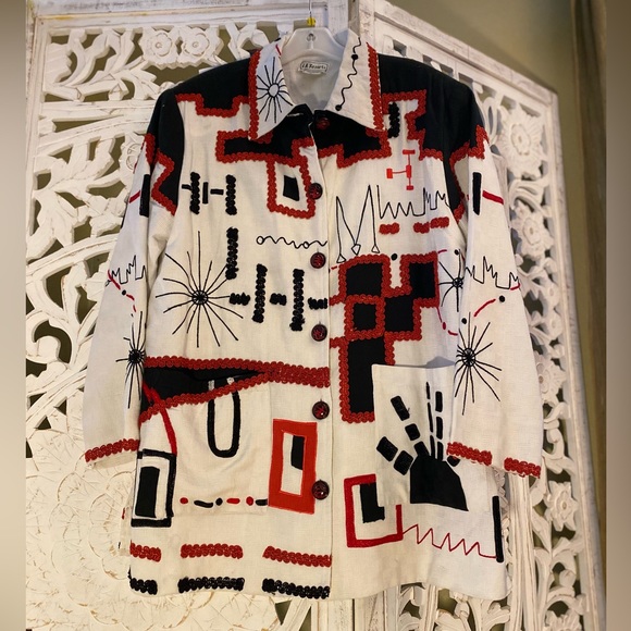 Kitschy vintage white textured jacket with red & black artsy eclectic embroidery